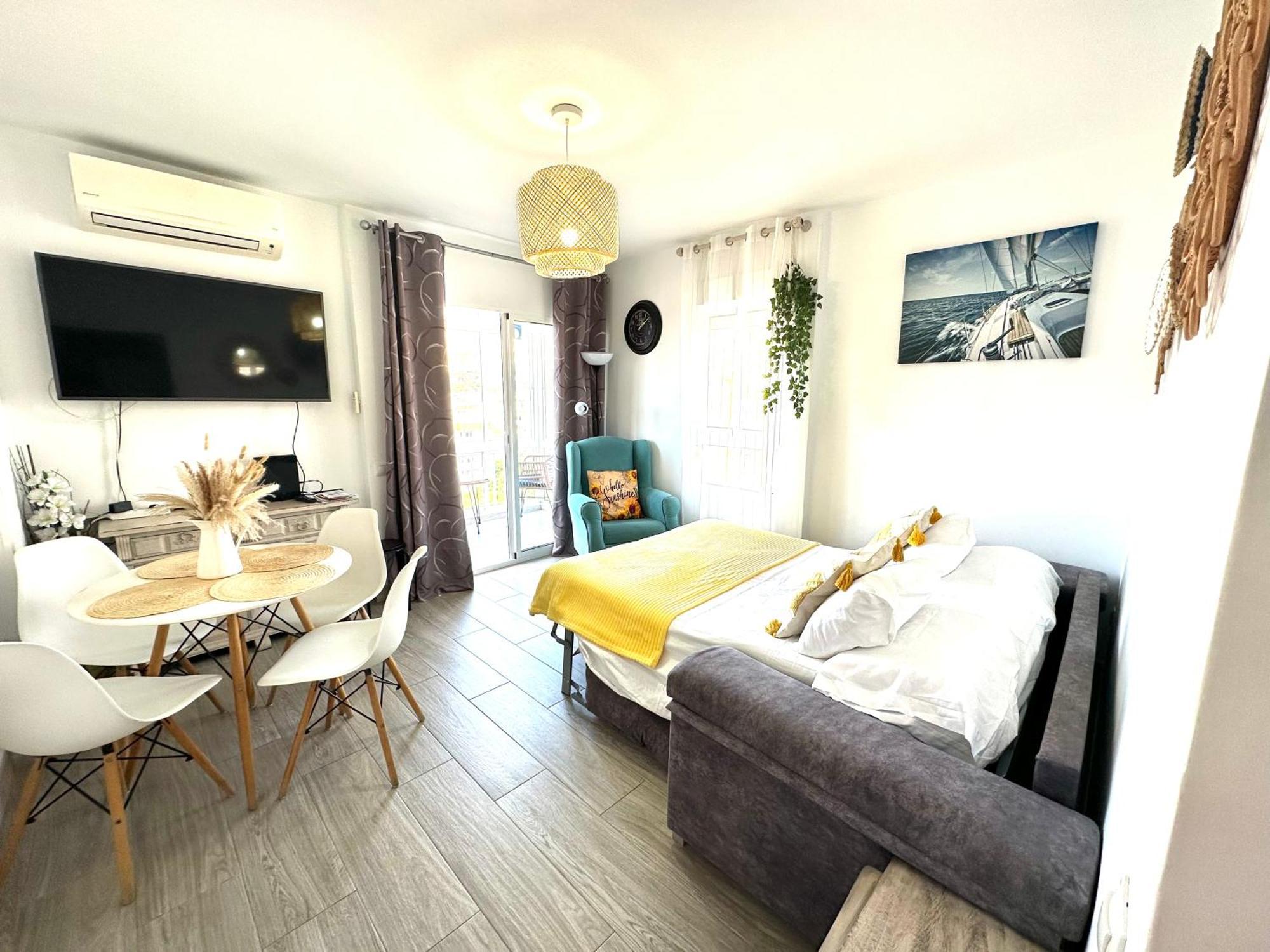 Iris Vistas Benalmadena Appartement Buitenkant foto